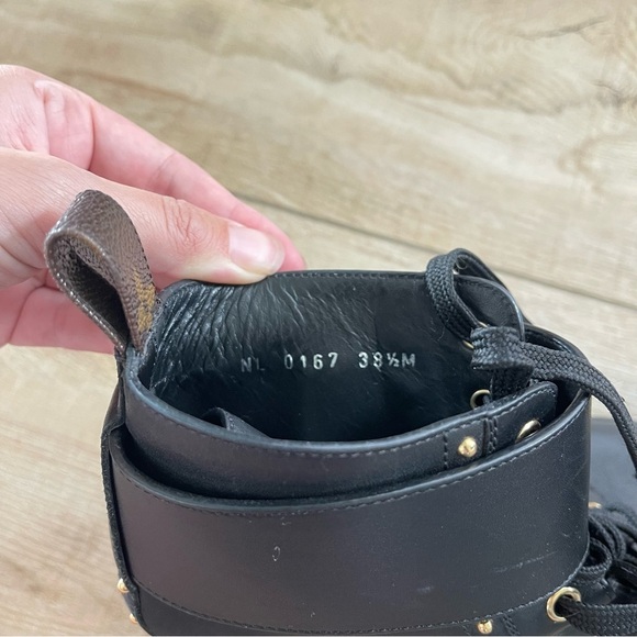 Louis Vuitton 38 1/2 M Combat Leather Boots with dust bag - Picture 3 of 12
